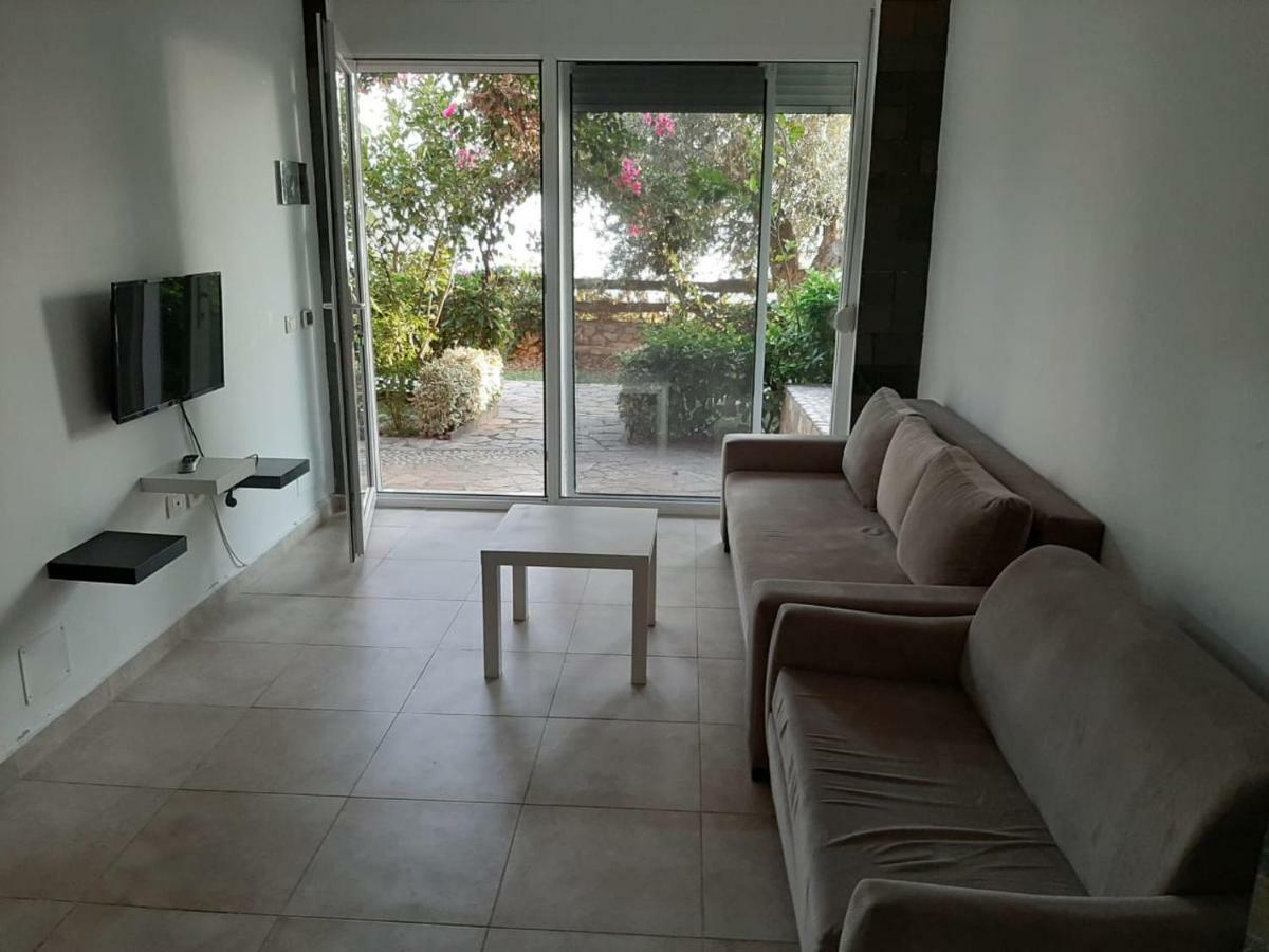 Olives Residence Dhermi Exterior photo